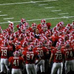 georgia-football-team-huddle