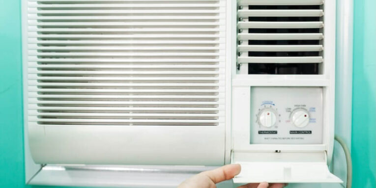 open panel adjustment of a small room air conditioner featured image