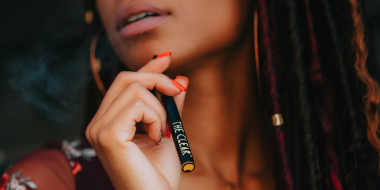 How to Use a Vape Pen with No Button - Top Entrepreneurs Podcast