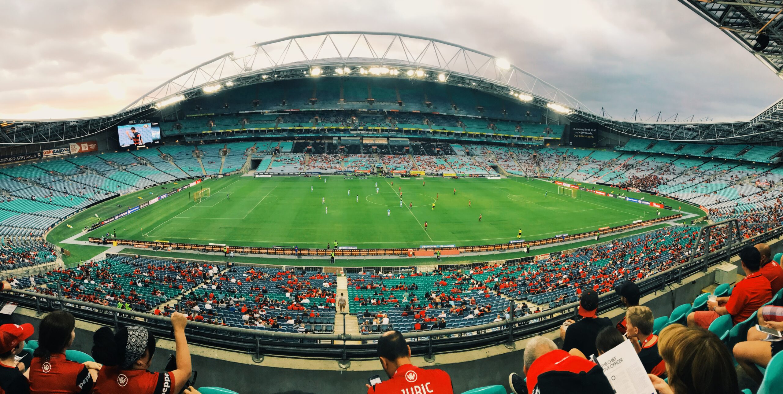 The Similarities & Differences Between AFL & Soccer Top Entrepreneurs