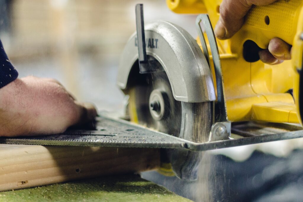 Portable Circular Saw: Get the Job Done Right