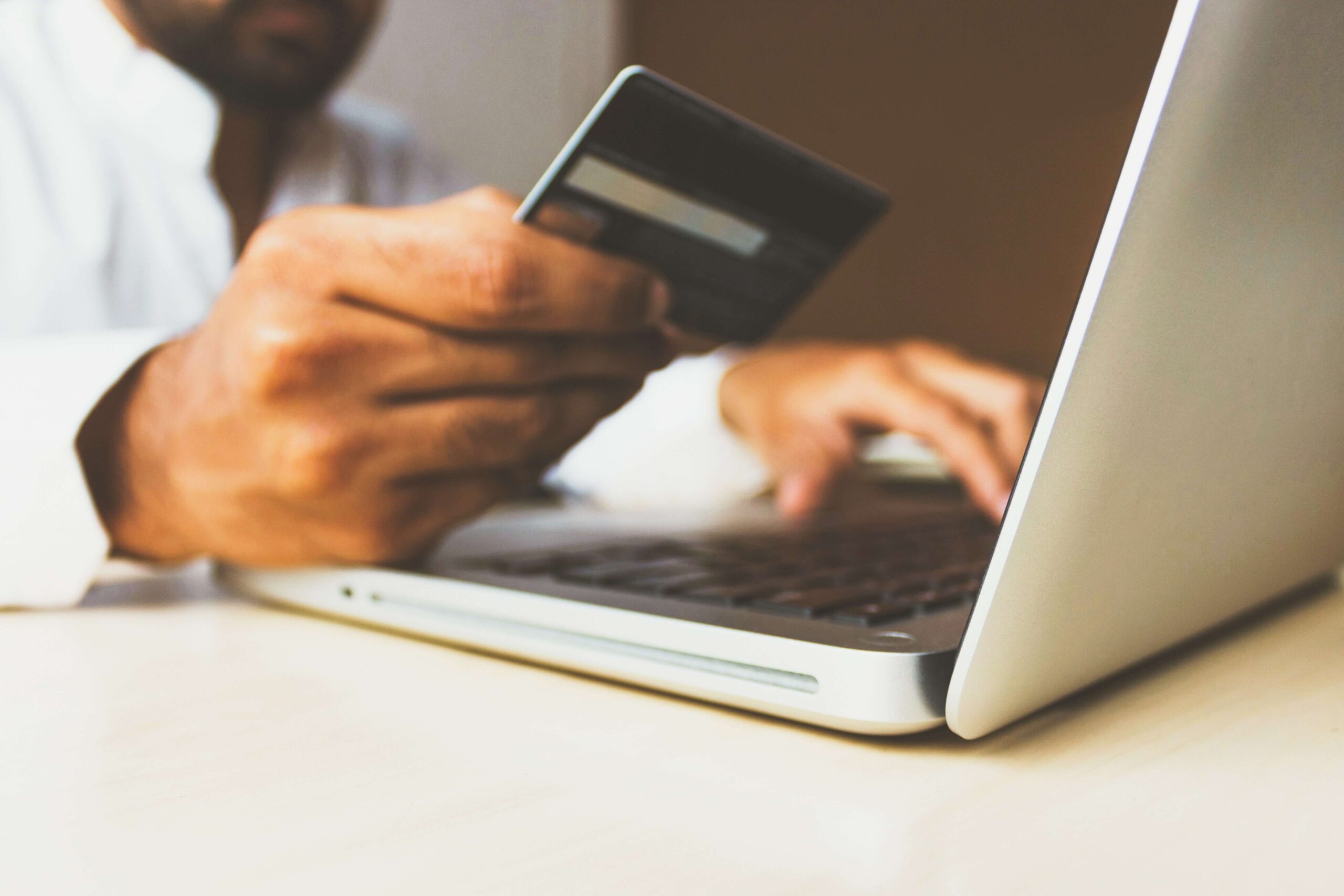 Saving Your Money Online: How It Can Be Beneficial for Your Business