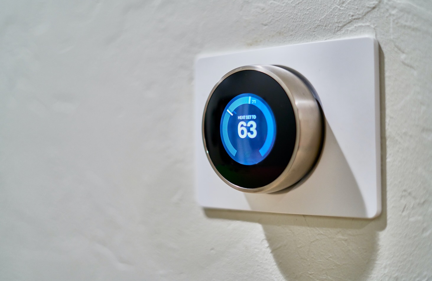 5 Reasons to Upgrade Home Technology