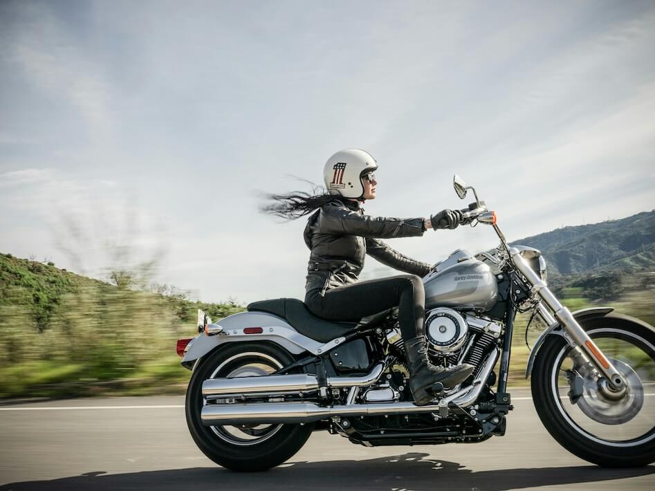 black and gray cruiser motorcycle