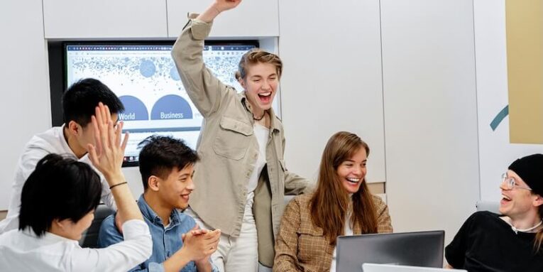 People Having a Business Meeting in the Office FEATURED IMAGE