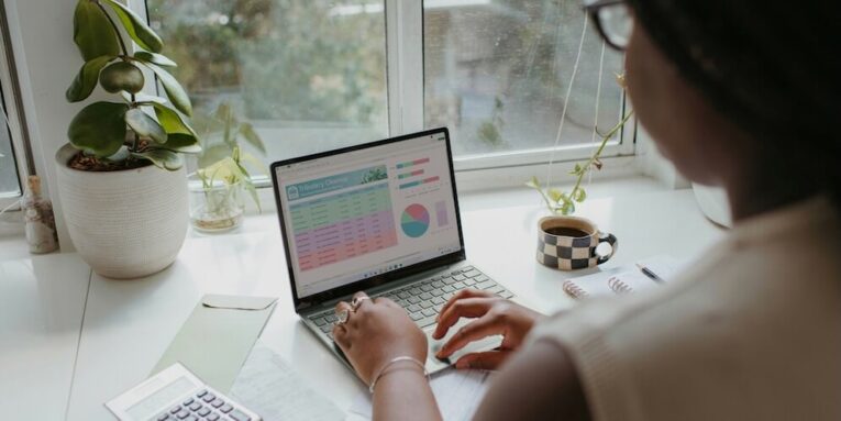 a person working on the laptop FEATURED IMAGE