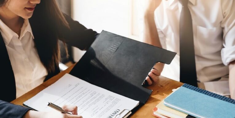 business woman or judge consult having team meeting with client law and legal services concept FEATURE IMAGE